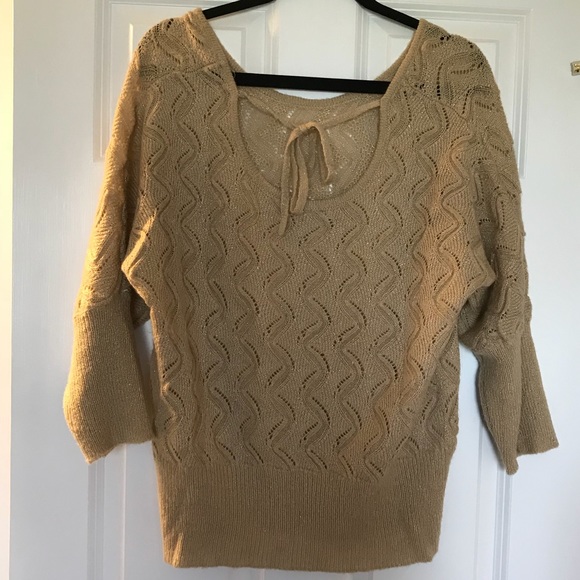 Roz and Ali sweater with 3/4 sleeve - Picture 2 of 2